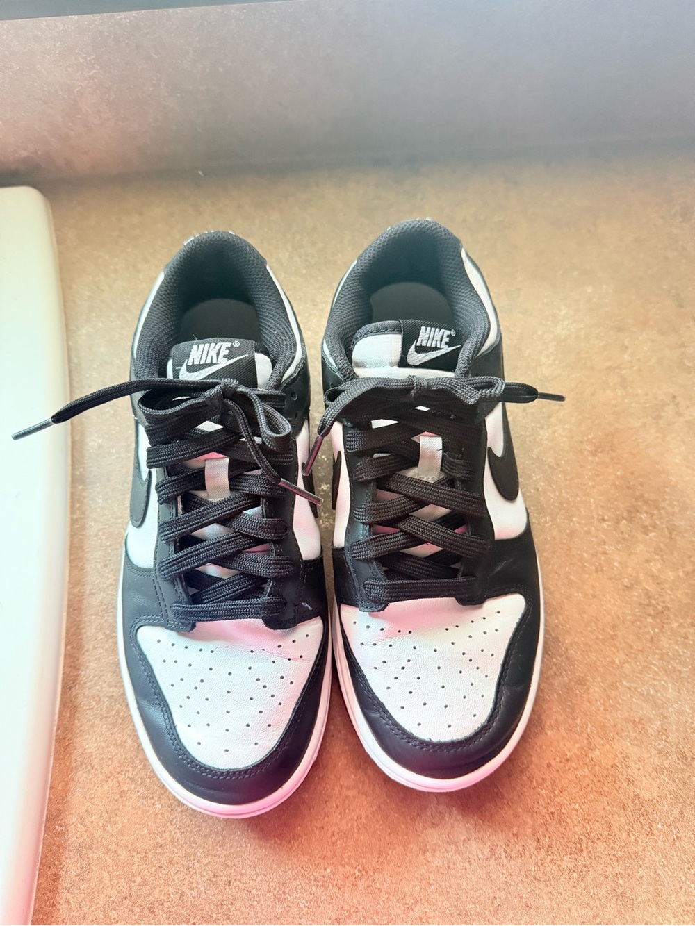Nike Women’s Black and White Low-Top Sneakers - Picture 3 of 5